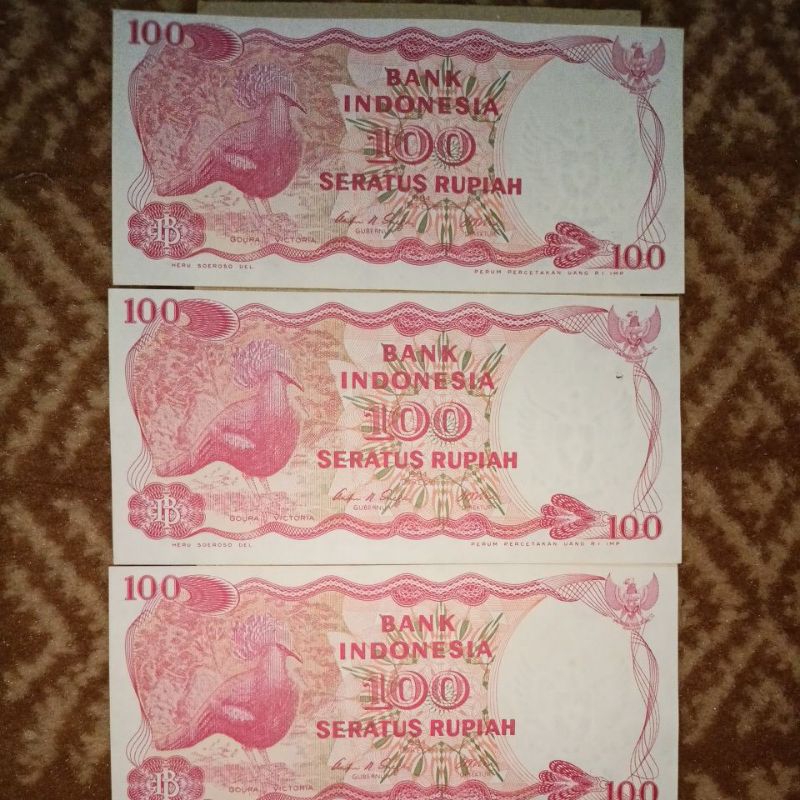 Uang 100 Rupiah Gambar Burung Goura Victoria Tahun 1984