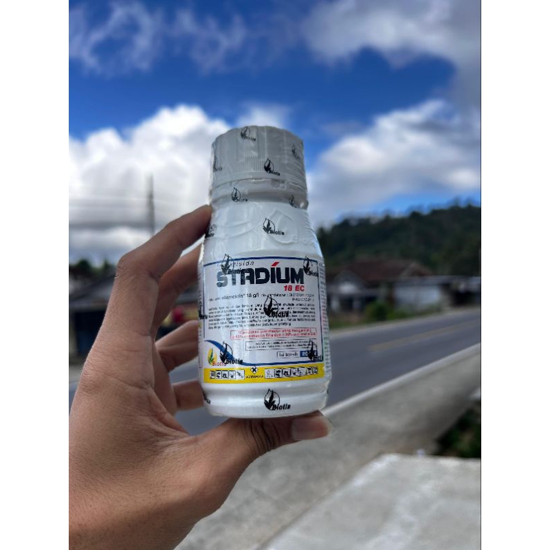 insektisida Stadium 18ec bahan aktif abamektin 200ml