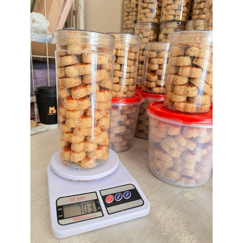 

Kue Kacang Khas Jember Premium 700 gr Super Enak Wangi Homemade, Uang Kembali jika tidak Enak