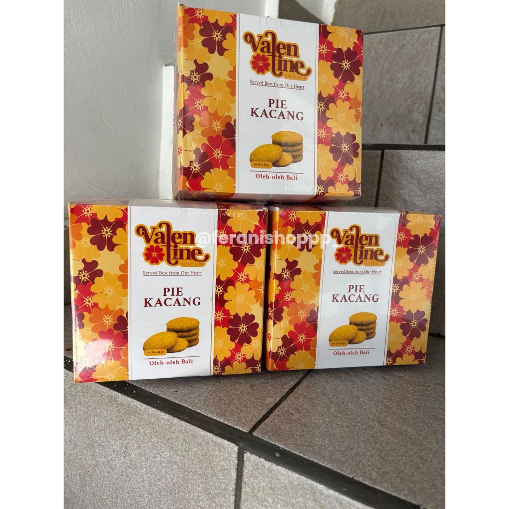 

PIE KACANG VALENTINE ISI 10,20, 50 BEST SELLER FREE PACKING KARDUS + BUBLE WARP TERMURAH OLEH-OLEH