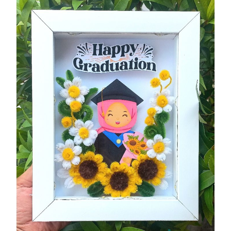 Kado Wisuda Flower In Frame 3D 6R Free Lampu LED Graduation Gift Lucu Bunga Kawat Bulu Pipe Cleaner 