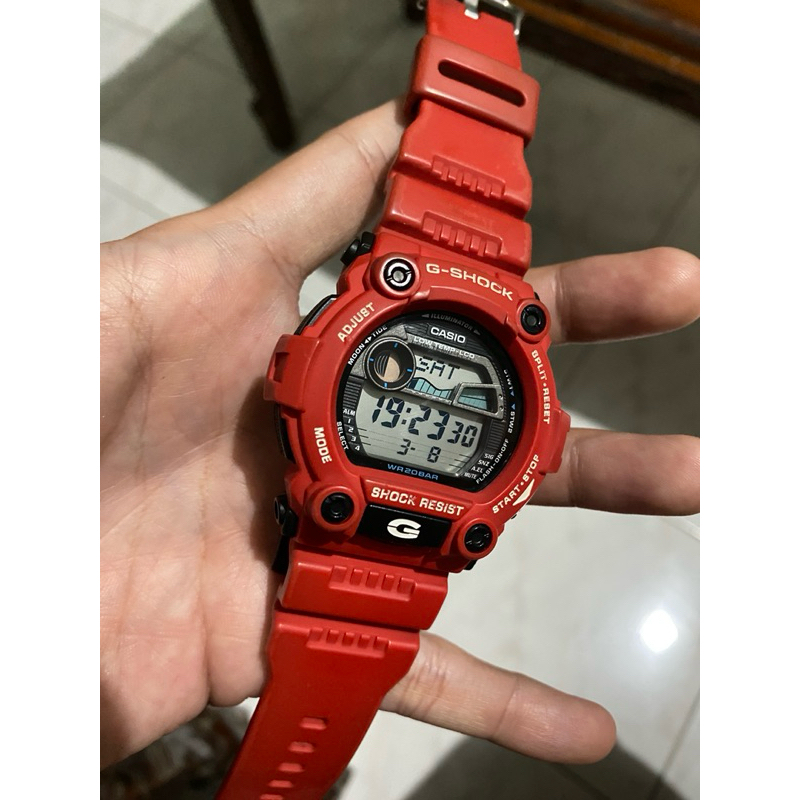 Jam tangan Casio G-Shock G-7900A red / merah