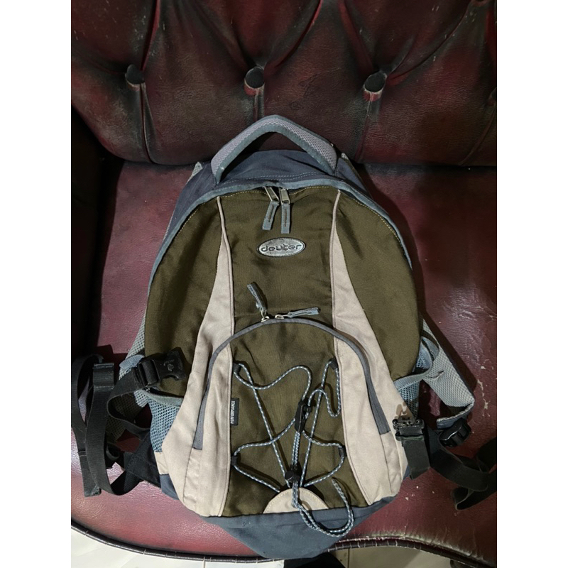 DAYPACK DEUTER SECOND