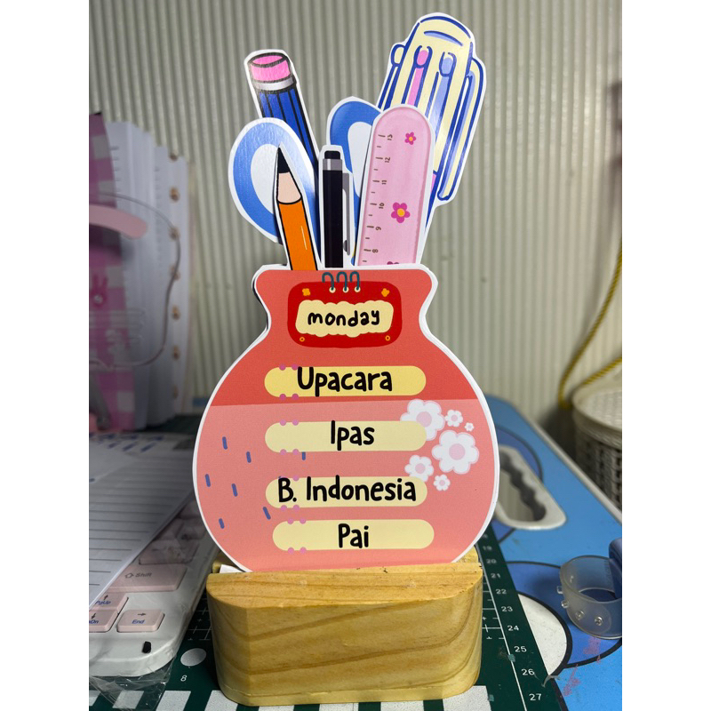 

Jadwal Pelajaran Aesthetic Licu Custom