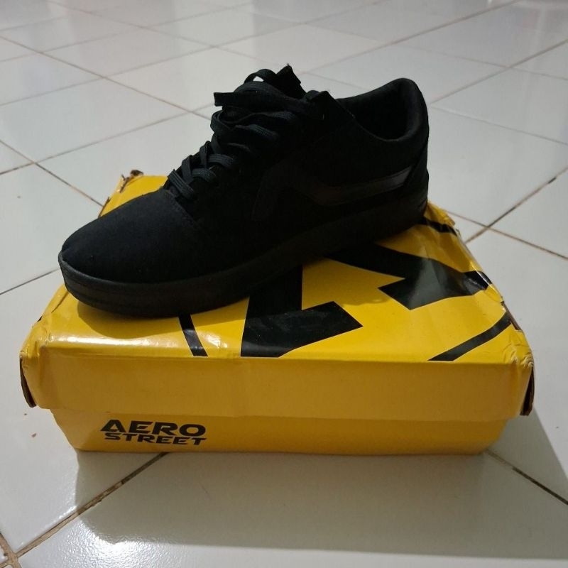 Aerostreet Massive Low 2.0 All Black Second Original