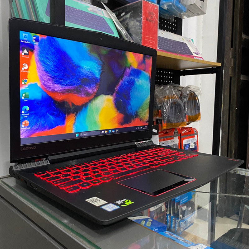Lenovo Legion Y520 Intel i7 7700HQ Nvidia GTX 1050 RAM 8 GB SSD 512 GB Laptop Desain Gaming Second M