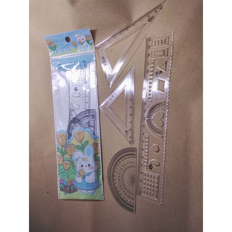 

BK Penggaris Set 4 pcs busur segitiga penggaris 20 cm