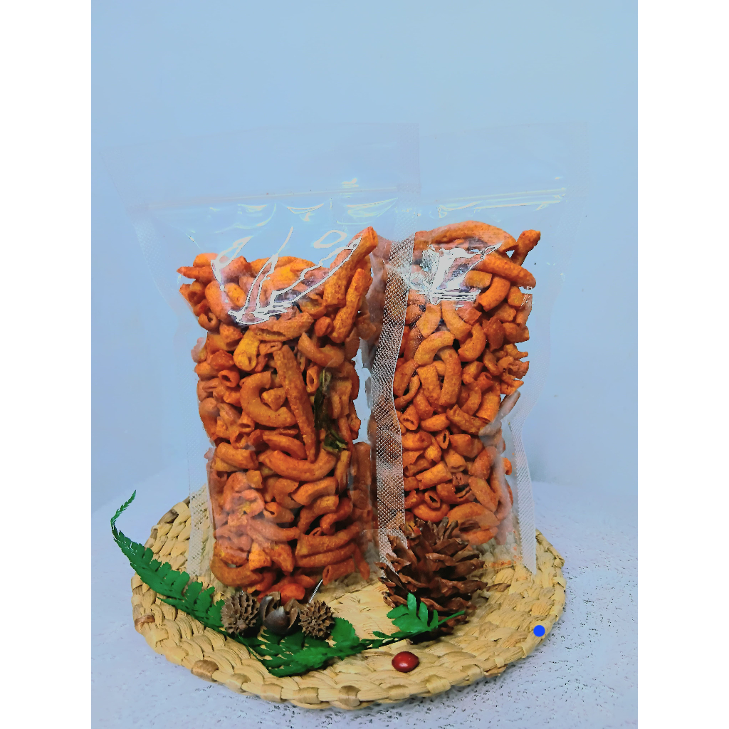 

Makaroni pedas Daun Jeruk Camilan Pedas Camilan Murah berat 100gram