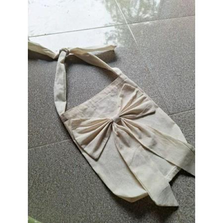 

Tas selempang aksesoris pita kekinian
