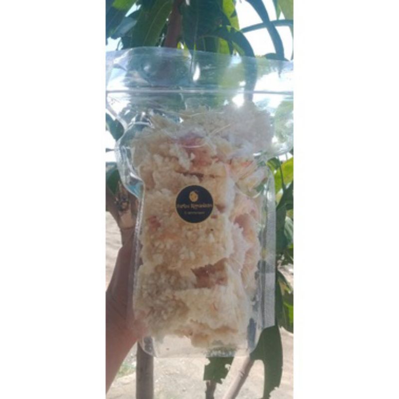 

500gr kerak nasi / intip goreng rasa ayam bawang