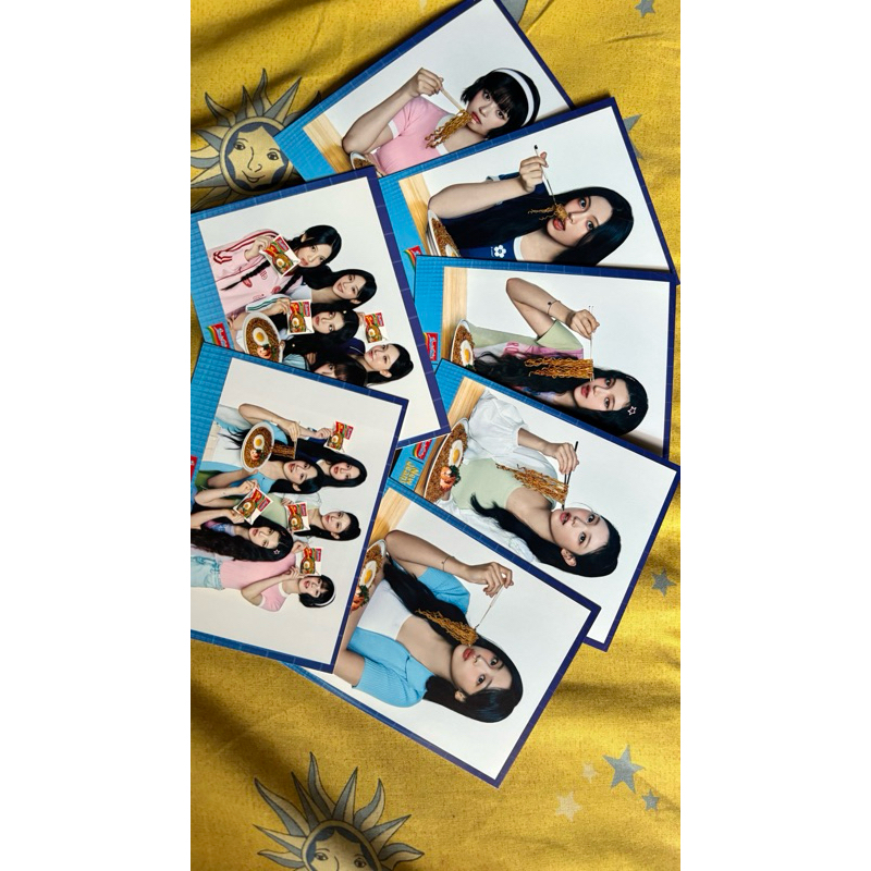 

OFFICIAL POSTCARD NEWJEANS X INDOMIE NEW JEANS