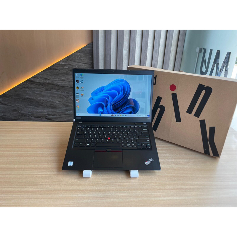 LAPTOP CODING EDITING LENOVO THINKPAD T490s 16/512 core i7