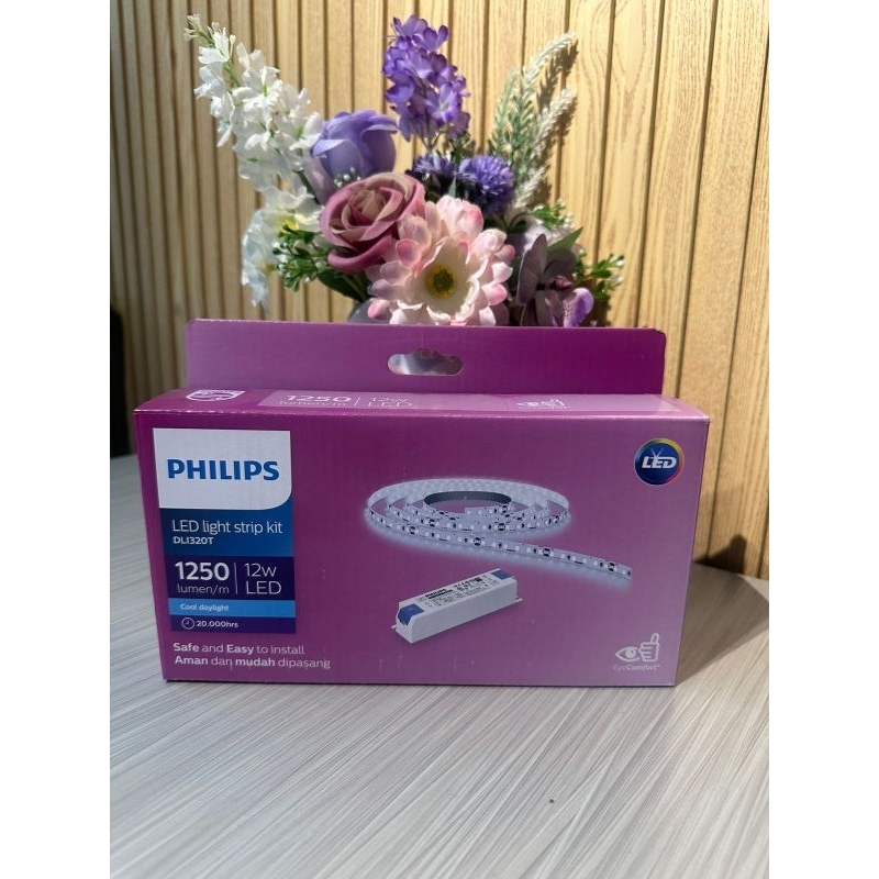 Philips LED light strip kit 12 watt cool Daylight