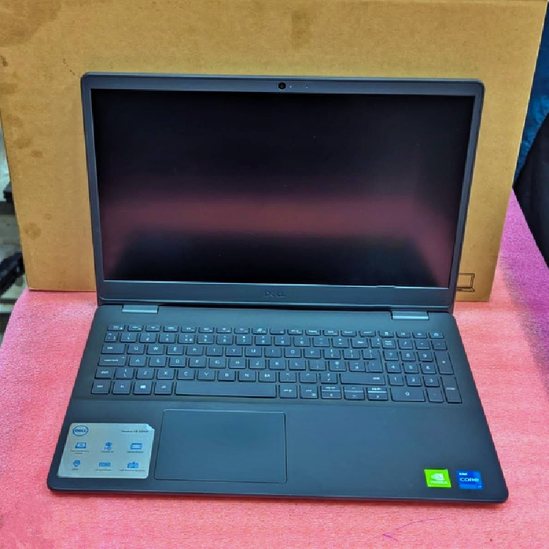 Laptop Dell Vostro 3500 Core i7 Gen 11  8GB/256GB
