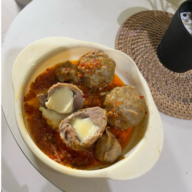 

Bakso Mozarella / pentol Moza / bakso keju maudy/bakso maudy