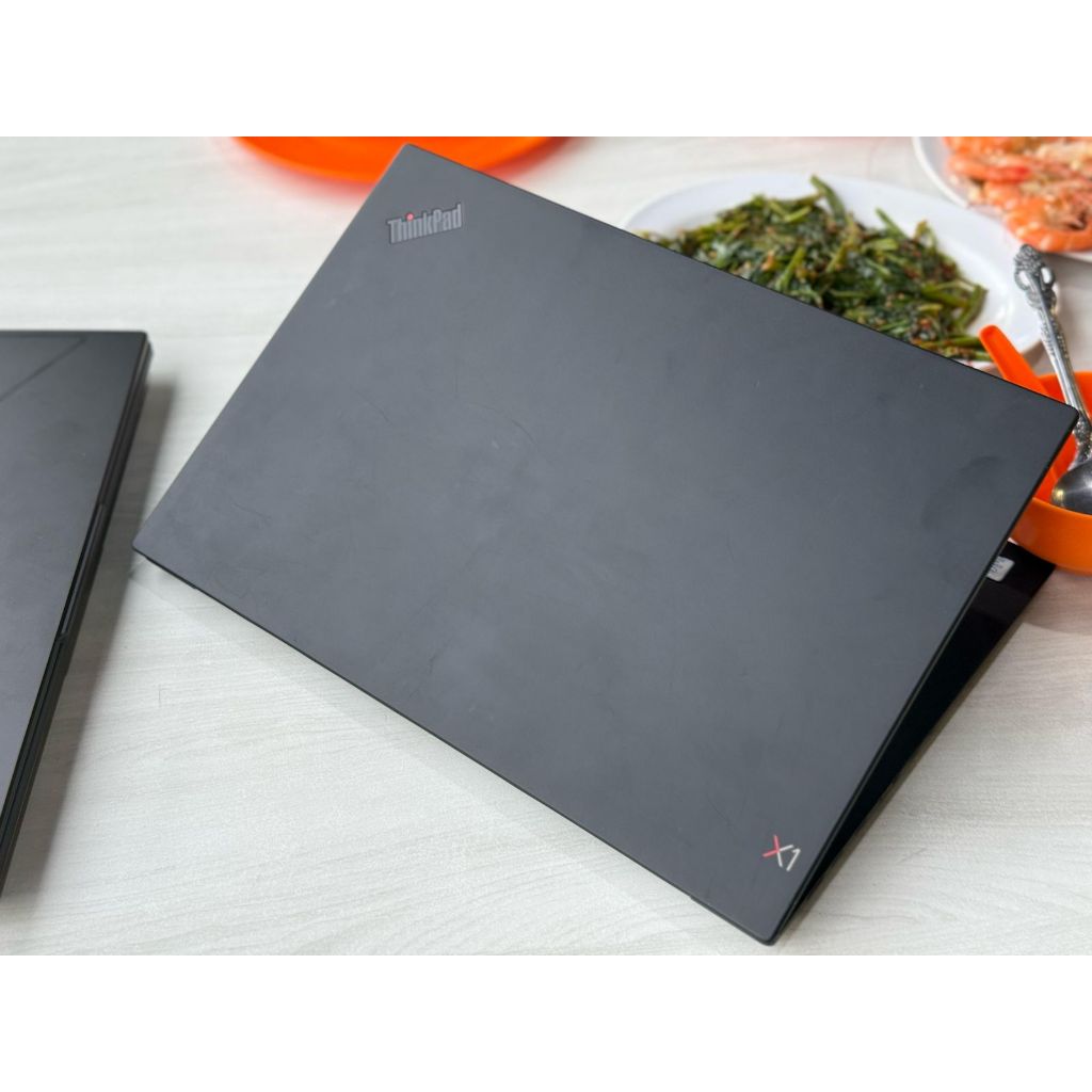 Laptop Anti Mainstream Lenovo ThinkPad X1 EXTREME Core i7 Gen9 16GB/512GB