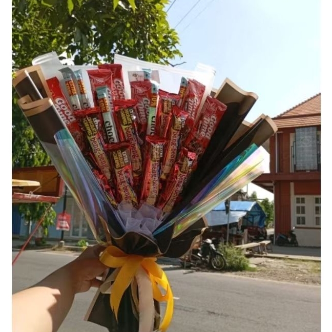 

BUKET SNACK JUMBO 20 TUSUK PREMIUM TERBARU BUKET WISUDA BUKET ULANGTAHUN ANGGAGEMENT SEMPRO