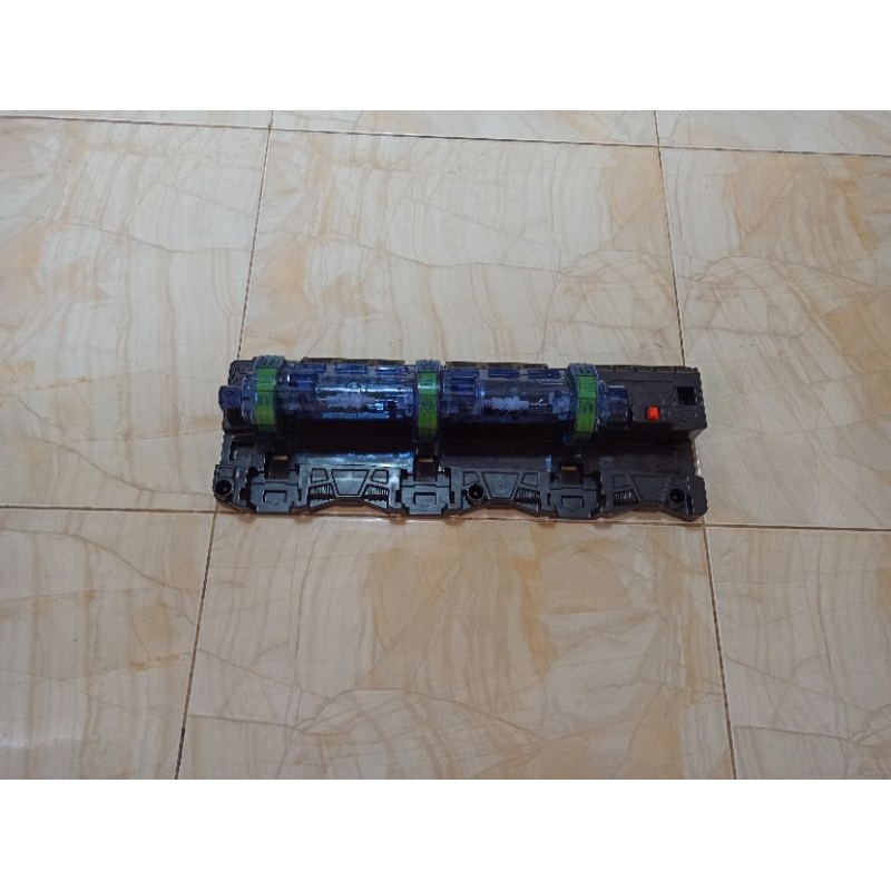 Booster track hot wheels corkscrew crash