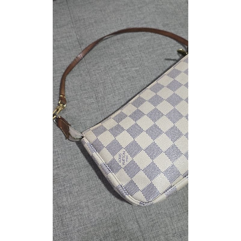 LV Pochette Azur Authentic 2008