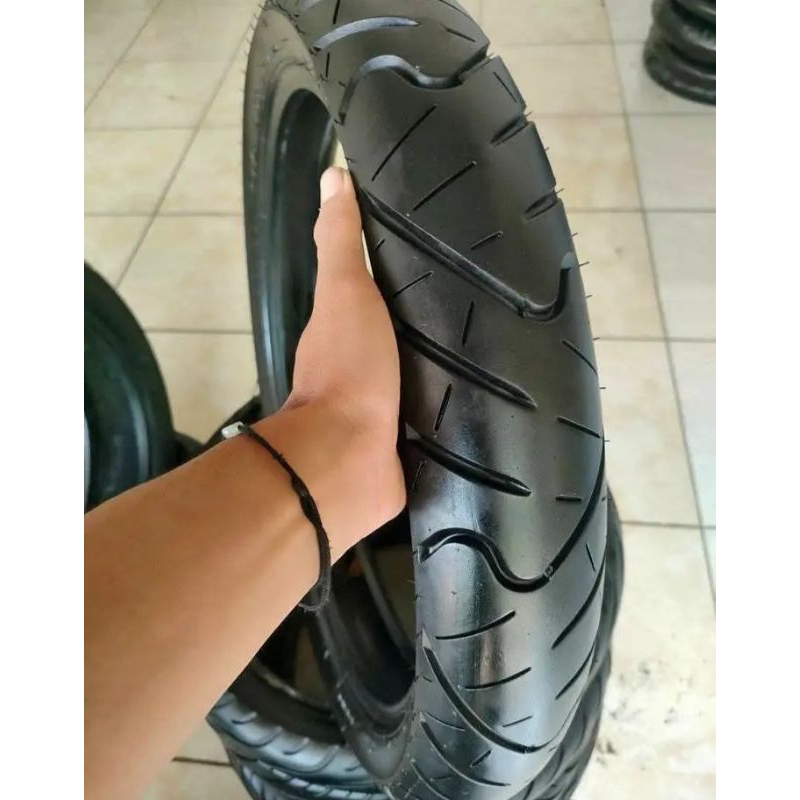 Ban tubles copotan IRC road winner 90/80 17