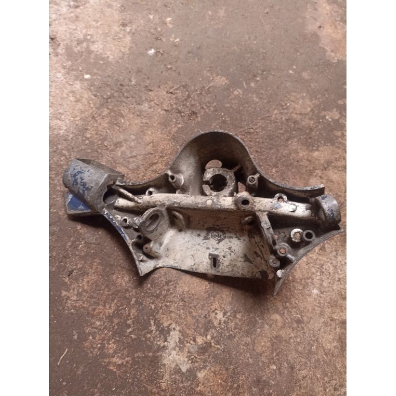 batok bawah/stang bawah vespa ps tv original