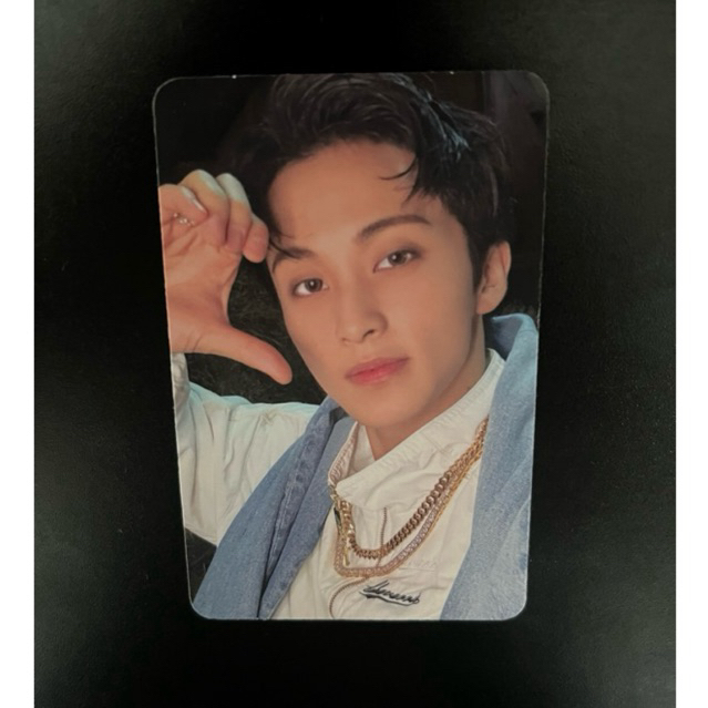 NCT MARK LEE PC THE FIRSTFRUIT