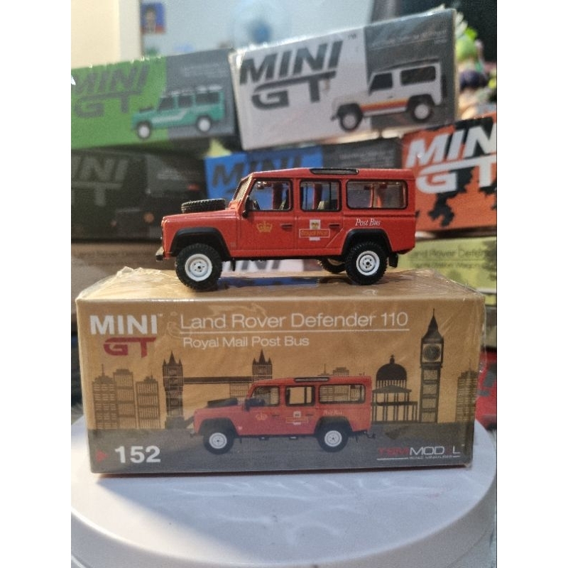 [READY STOCK] MINI GT LAND ROVER DEFENDER 110 UK ROYAL MAIL POST BUS 152