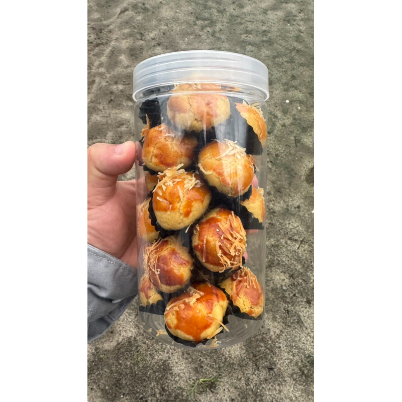 

Cemilan Nastar Nenas