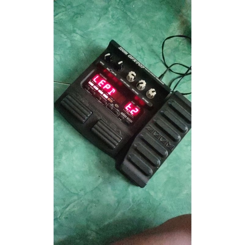 effek gitar langka zoom gfx-707 Made in Japan