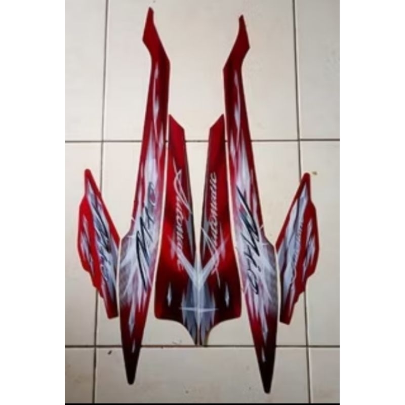 Lis striker striping Yamaha Mio sporty full body mudah di pasang th 2009/2010MERAH
