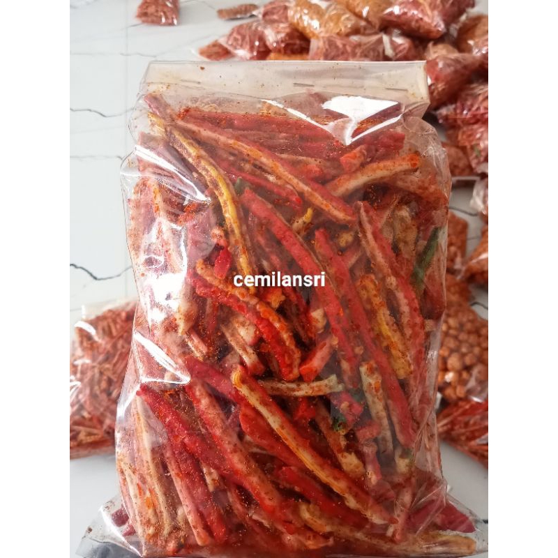 

seblak kerupuk beton pedas daun jeruk 1kg