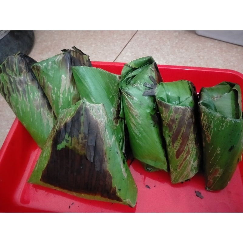 

Nasi bakar cumi pedas