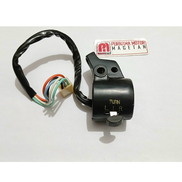 HOLDER KIRI (LH) SAKLAR KIRI RX 100 RX100 - M.B