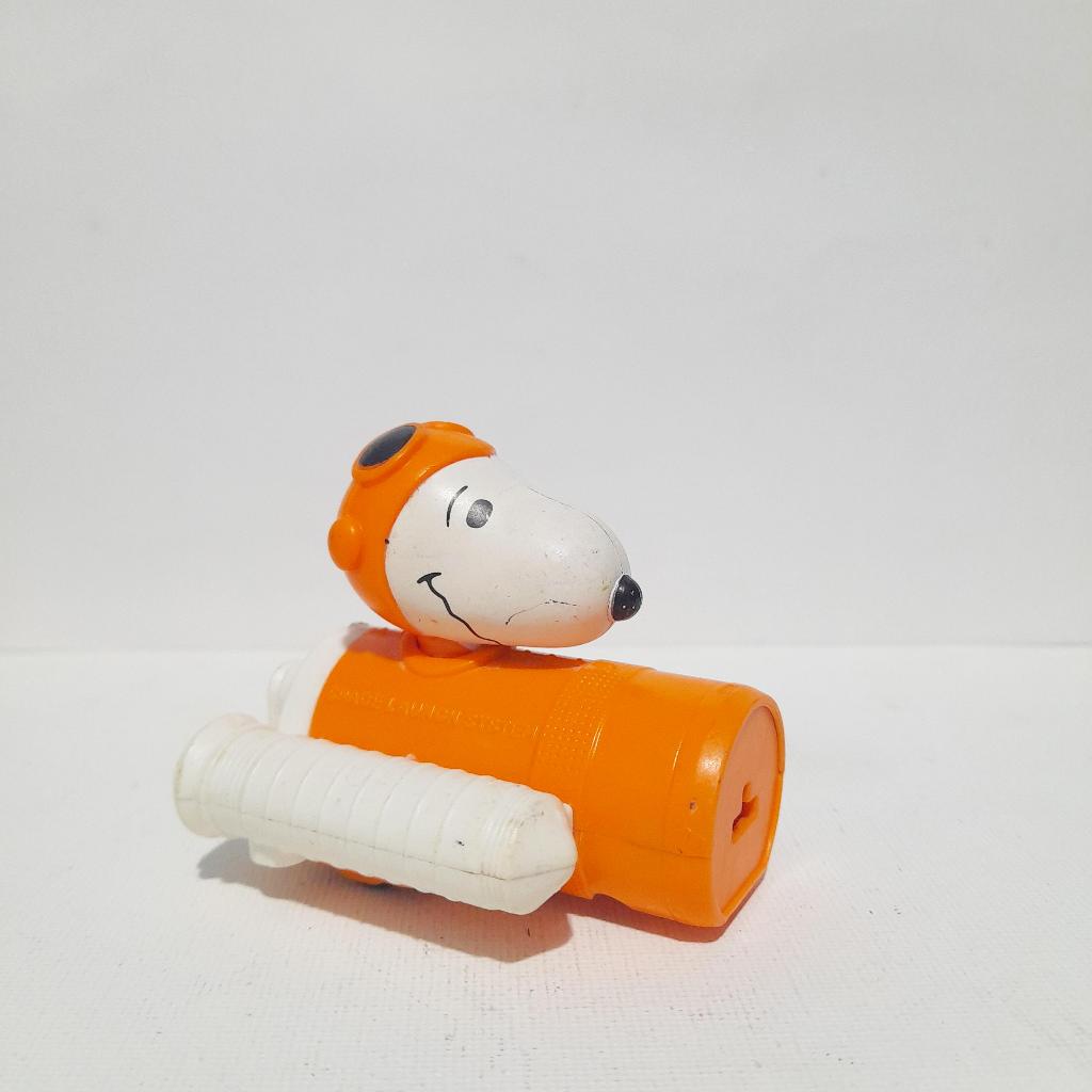 Mainan second Happy Meal Mcd Snoopy Nasa