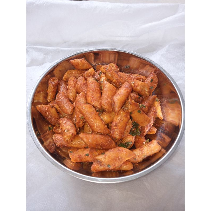 

Lumpia Crispy (LUPY) original, pedas daun jeruk, dan balado