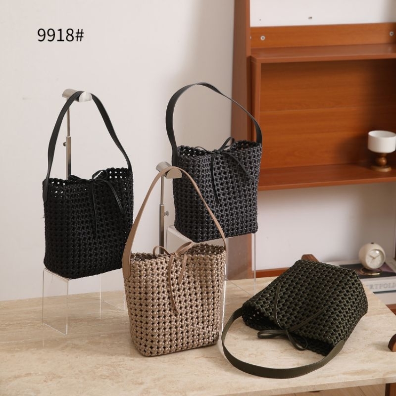 Bottega 9918 Bottega Veneta Bucket Bag