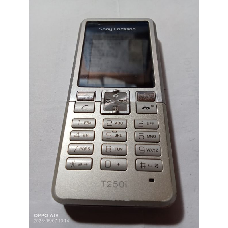 sony Ericsson T250i hp jadulan antik ORI normal
