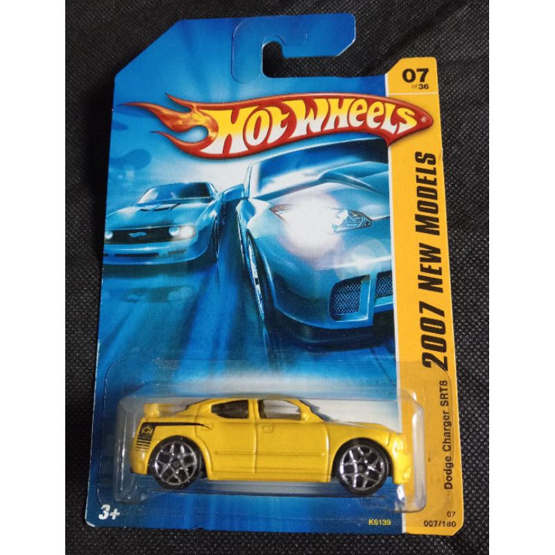 HOT WHEELS DODGE CHARGER SRT8 KUNING