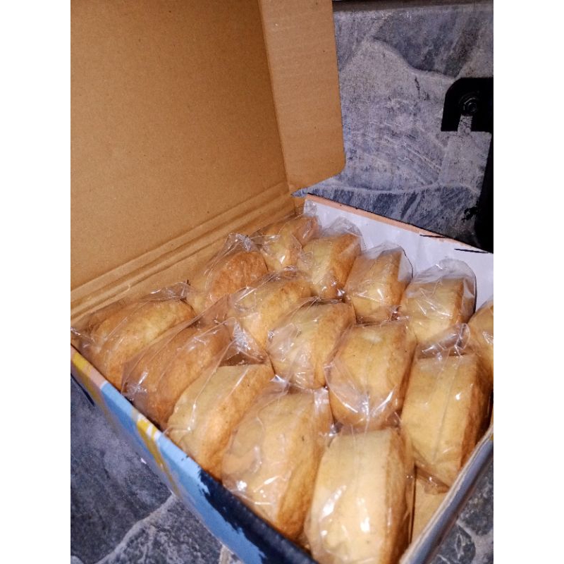 

Bolu Kelapa isi 15 pcs