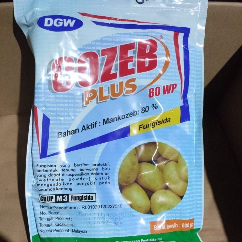 Cozeb plus 80WP 800gram fungisida mancozeb biru DGW
