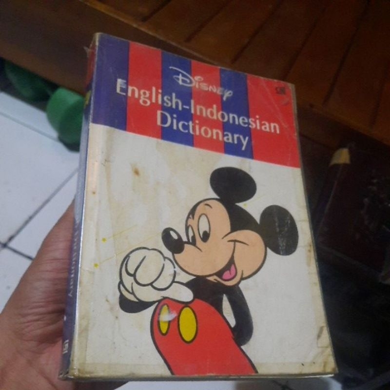 DISNEY ENGLISH INDONESIAN DICTIONARY