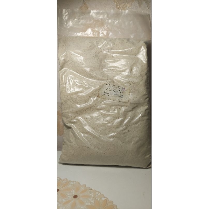 

LADA PUTIH HALUS EKONOMIS BERAT 1 KG, EXPIRED DATE 18 JANUARI 2026