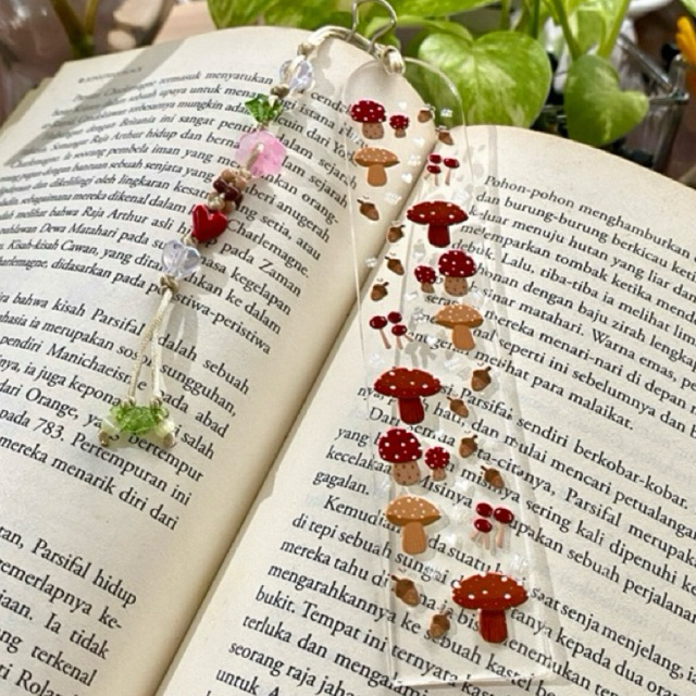 

Acrylic Bookmark “Mushroom” - Pembatas Buku Akrilik tema Jamur (uk. 3cmx15cm)