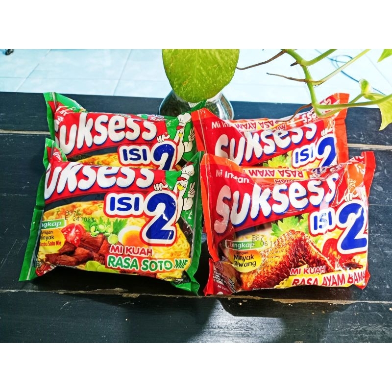

MIE SUKSES KUAH ISI 2 MIE INSTAN