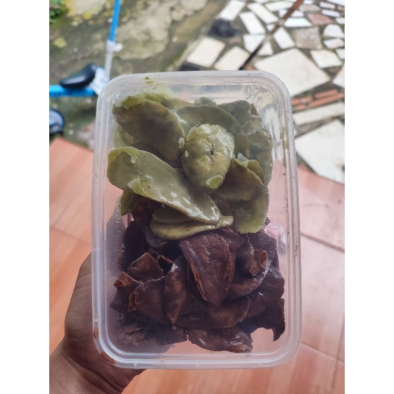 

KERIPIK PISANG LUMER VARIAN MIX KEMASAN THINWALL 500ML