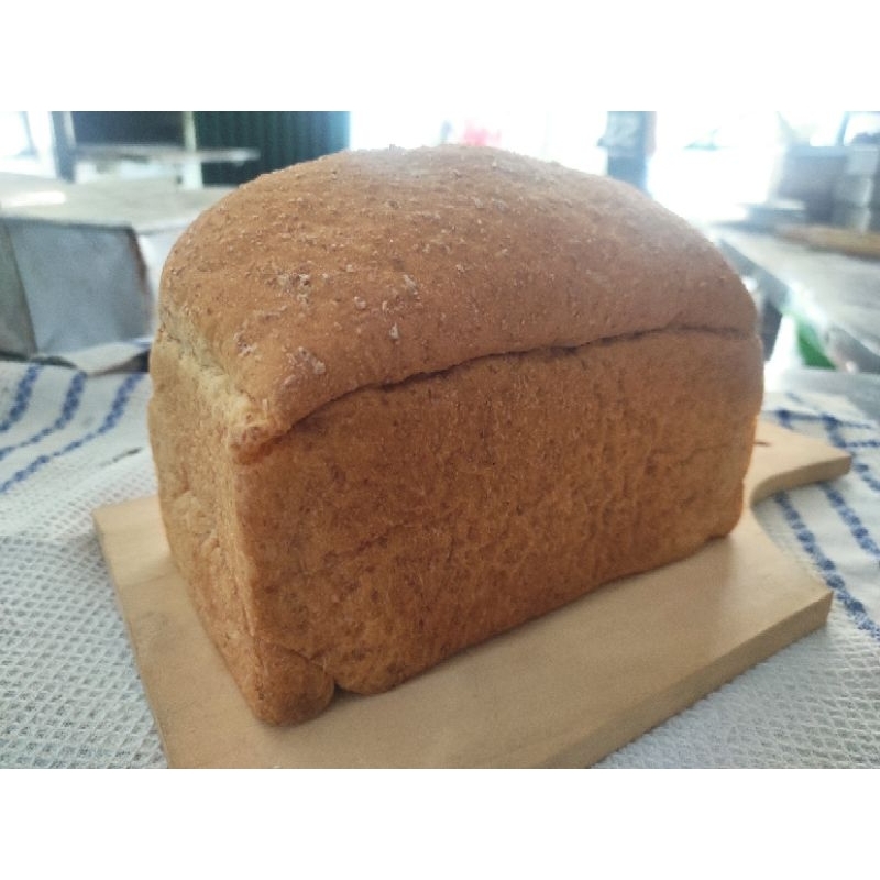 

ROTI TAWAR TOAST GANDUM
