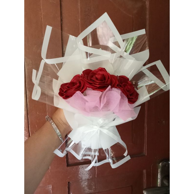 

Bucket pita satin (3Tangkai)