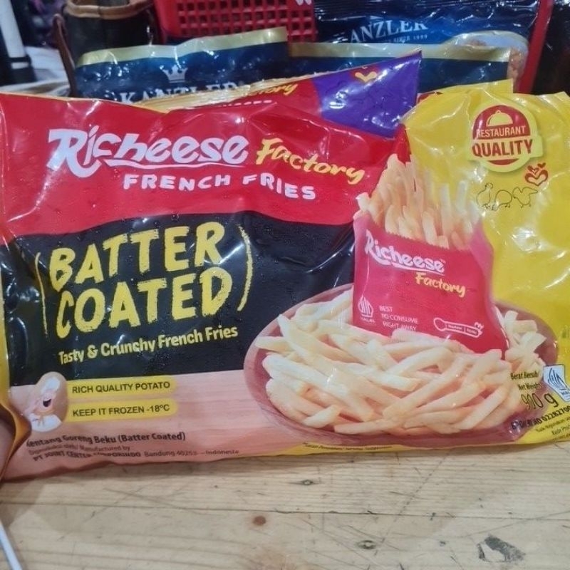 

RICHEESE FACTORY FRENCH FRIES KENTANG GORENG 900GR