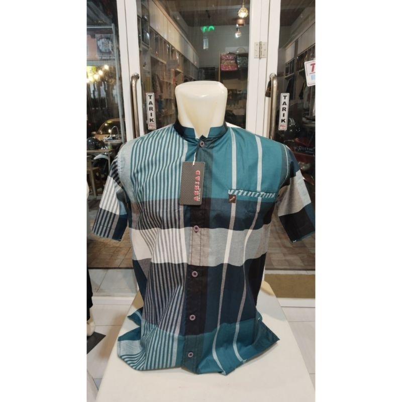 Baju Kemeja Lengan Pendek Merk Aziad