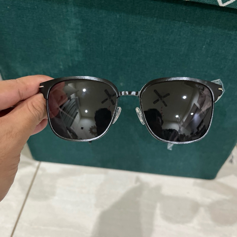 T*m1 Sunglasses